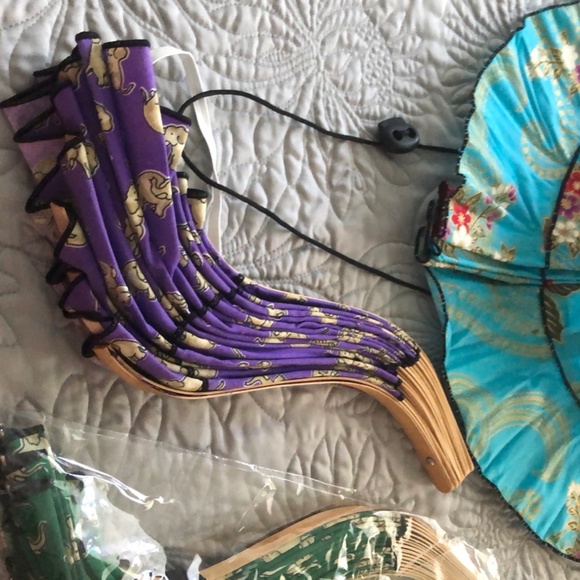 Lot of 4 Indonesian/Asian Bamboo Folding Hats New  Blue Purple Red and Green main image 6